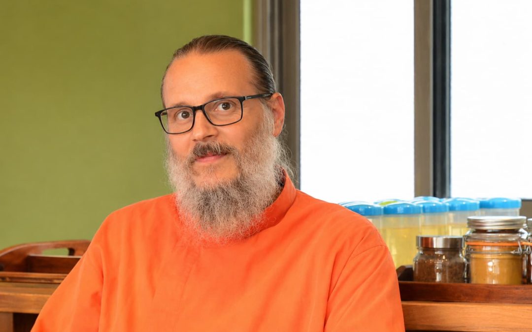 Dada Yogánanda, lead retreat teacher at Ánanda Suruci